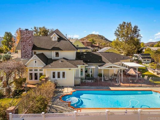 Exterior, Facade, Pool, Queen Anne Victorian