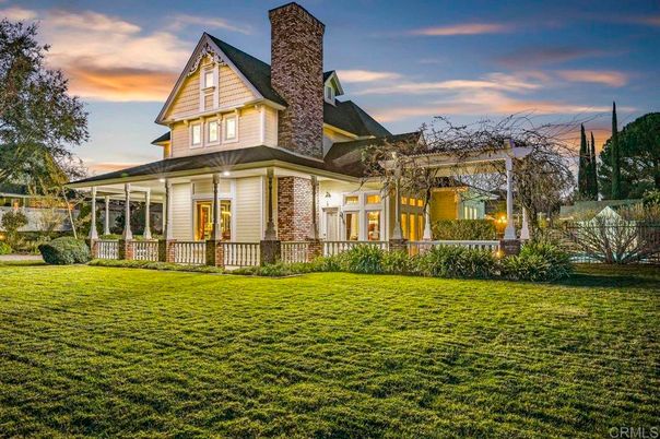Backyard, Exterior, Facade, Brick Facade, Queen Anne Victorian