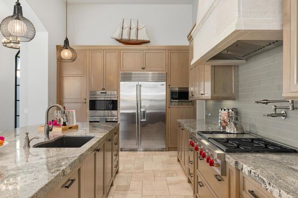 Interior, Kitchen, Pendant Lights, Stainless Steel Appliances