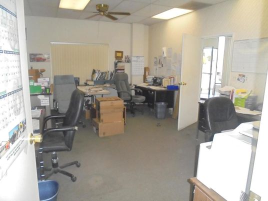 Home Office, Interior