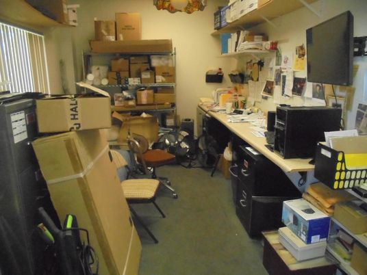 Home Office, Interior