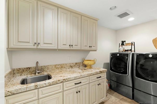 Interior, Recessed Lighting, Washer