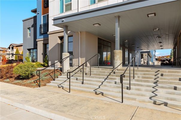 Exterior, Facade, None