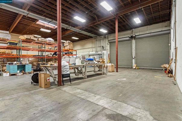 Garage, Interior
