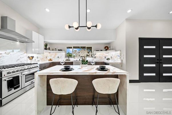 Interior, Kitchen, Pendant Lights, Recessed Lighting, Stainless Steel Appliances