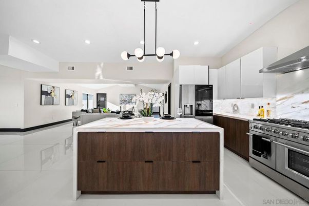 Interior, Kitchen, Pendant Lights, Recessed Lighting, Stainless Steel Appliances
