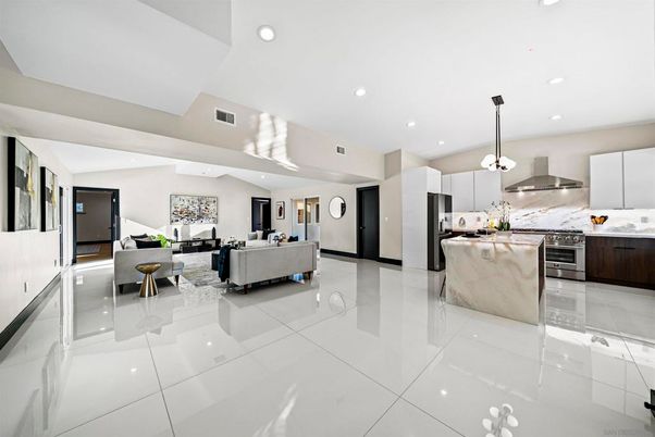 Interior, Kitchen, Living room, Pendant Lights, Recessed Lighting, Stainless Steel Appliances
