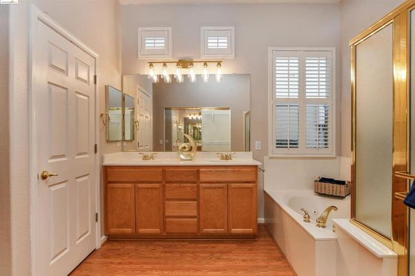 Bathroom, Dual Sink Vanities, Interior, Wood Texture Flooring