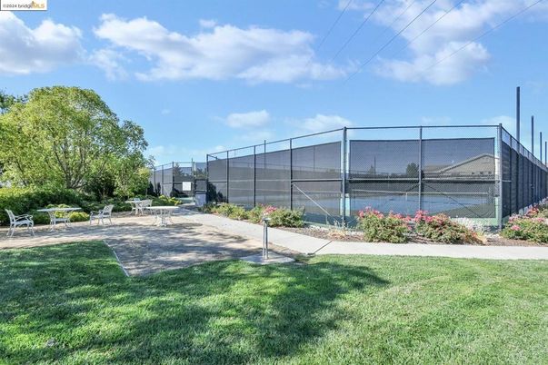 Exterior, Tennis Courts