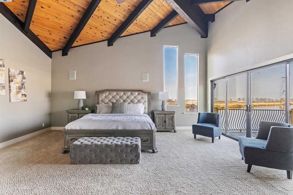Bedroom, Interior, Wooden Beams, Wooden Ceilings