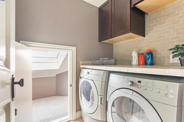Interior, Utility Closets, Washer