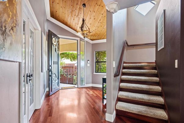 Interior, Pendant Lights, Wooden Ceilings, Wood Texture Flooring