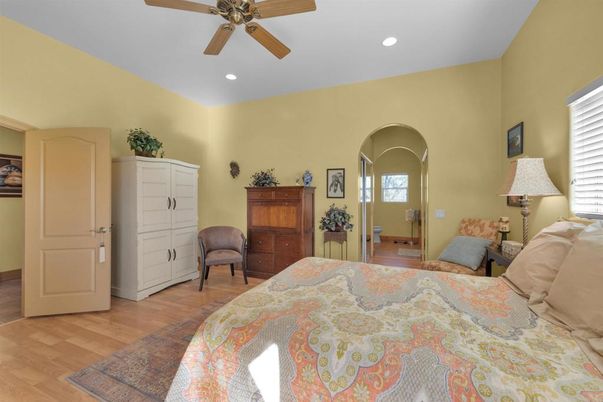 Bedroom, Interior, Recessed Lighting, Wood Texture Flooring