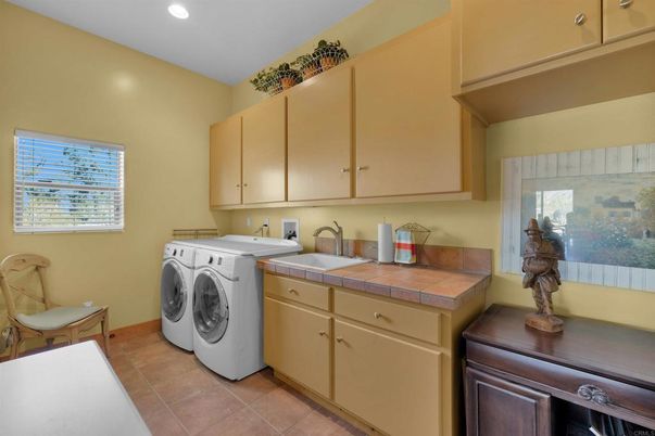 Interior, Recessed Lighting, Washer