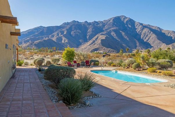 Exterior, Pool, Other