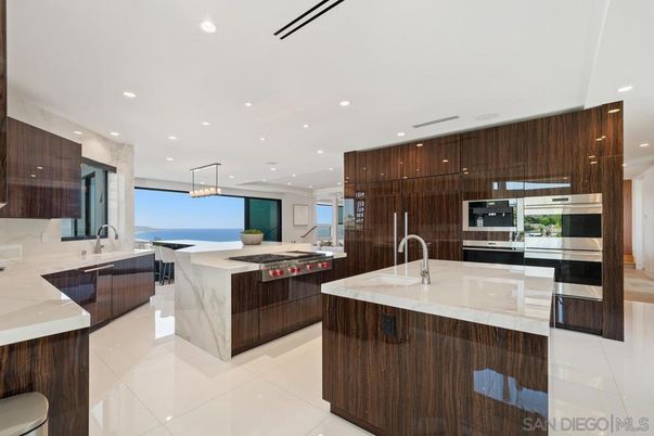 Interior, Kitchen, Pendant Lights, Recessed Lighting, Stainless Steel Appliances, Water