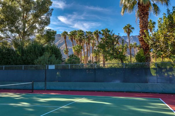 Exterior, Tennis Courts