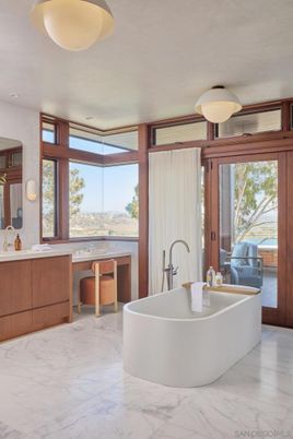 Bathroom, Dual Sink Vanities, Free Standing Baths, Interior, Marble, Recessed Lighting