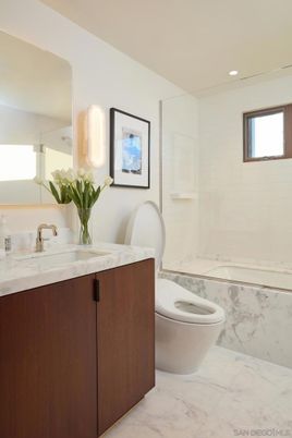 Bathroom, Interior, Marble, Recessed Lighting