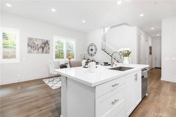 Dining room, Interior, Kitchen, Recessed Lighting, Wood Texture Flooring