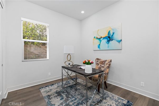 Home Office, Interior, Recessed Lighting, Wood Texture Flooring