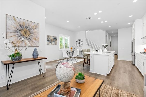 Dining room, Interior, Kitchen, Recessed Lighting, Wood Texture Flooring