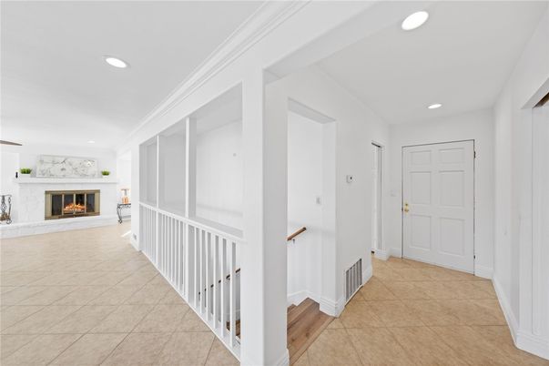 Fireplace, Interior, Recessed Lighting