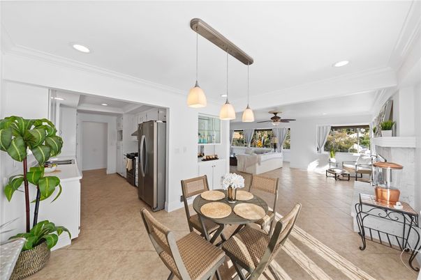 Dining room, Interior, Kitchen, Living room, Pendant Lights, Recessed Lighting, Stainless Steel Appliances