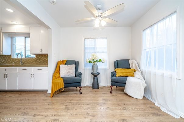 Interior, Recessed Lighting, Wood Texture Flooring