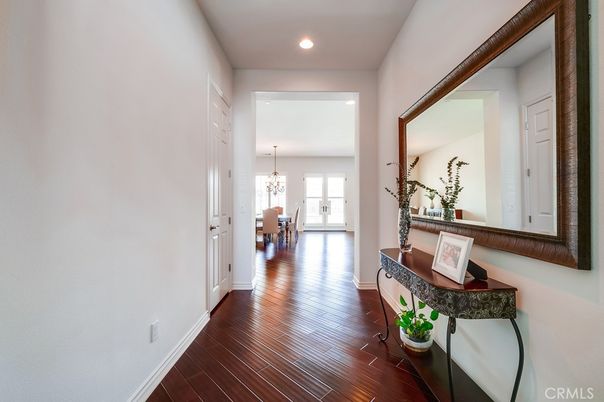 Chandelier, Dining room, Interior, Recessed Lighting, Wood Texture Flooring
