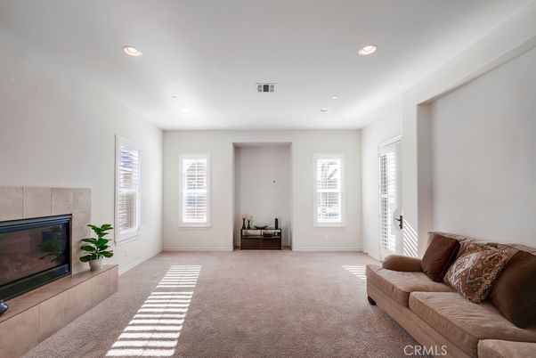 Fireplace, Interior, Living room, Recessed Lighting