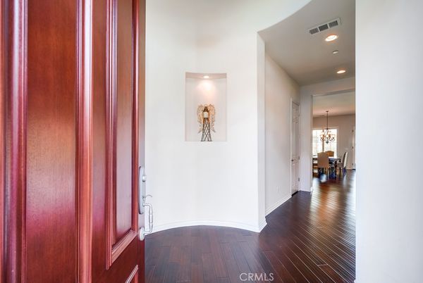Chandelier, Dining room, Interior, Recessed Lighting, Wood Texture Flooring