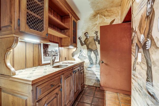 Interior, Kitchen, Tile Countertops