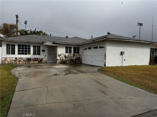 Attached, Backyard, Exterior, Facade, Ranch