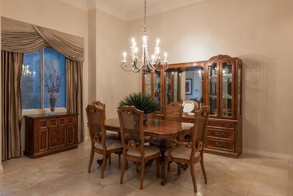 Chandelier, Dining room, Interior