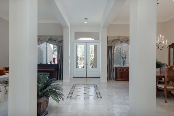 Dining room, Interior, Recessed Lighting