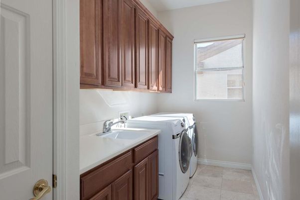 Interior, Washer