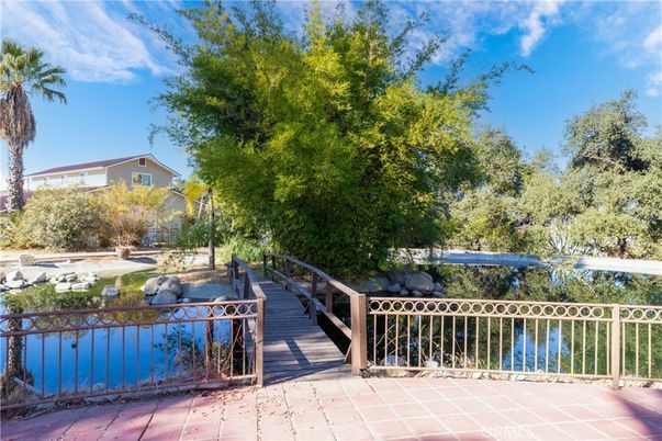 Exterior, Pool, Water