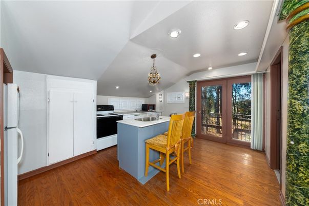 Chandelier, Interior, Kitchen, Recessed Lighting, Wood Texture Flooring