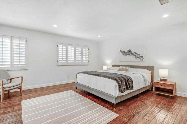 Bedroom, Interior, Recessed Lighting, Wood Texture Flooring