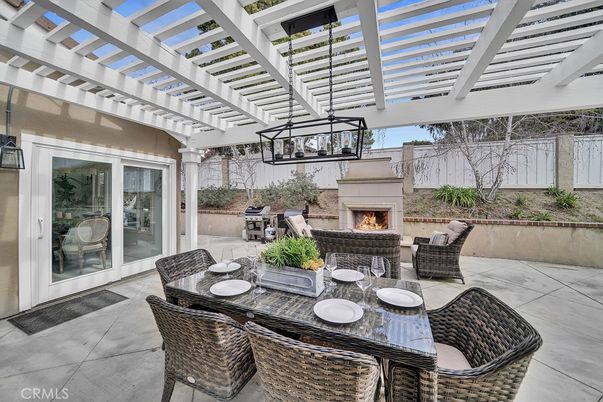 Exterior, Fireplace