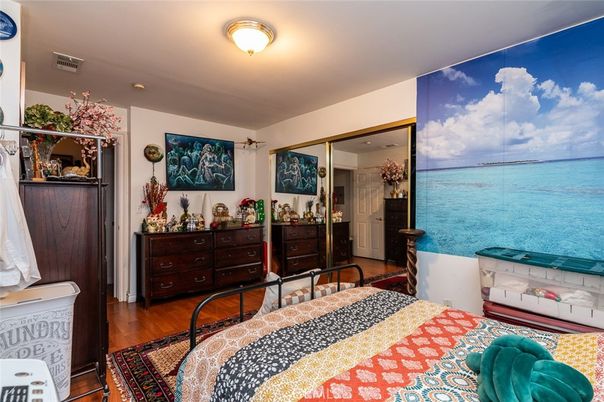 Bedroom, Interior, Water, Wood Texture Flooring