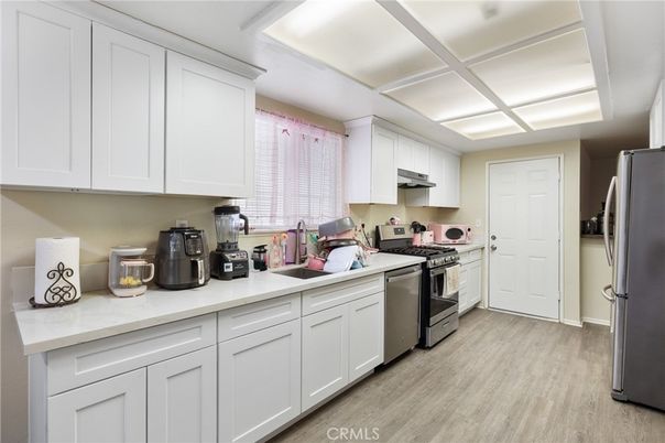 Interior, Kitchen, Stainless Steel Appliances, Wood Texture Flooring
