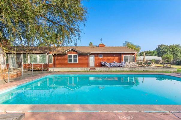 Backyard, Exterior, Pool