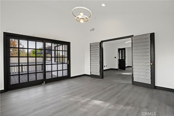 Empty room, Interior, Pendant Lights, Recessed Lighting, Wood Texture Flooring