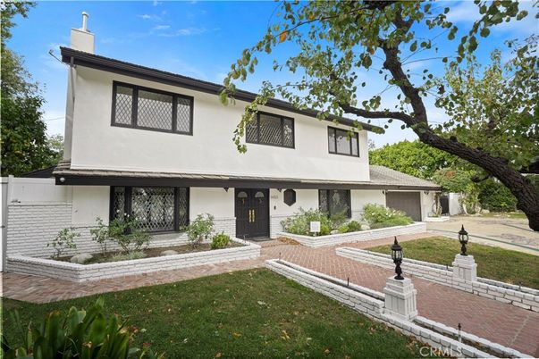 Backyard, Exterior, Facade, Mediterranean