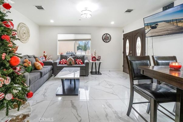 Dining room, Interior, Living room, Marble, Recessed Lighting