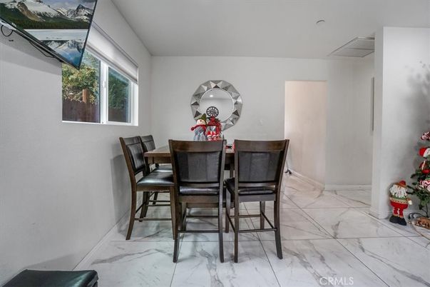 Dining room, Interior, Marble