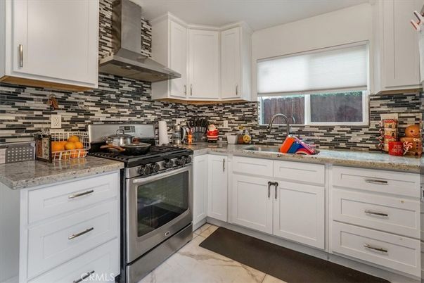 Interior, Kitchen, Marble, Stainless Steel Appliances