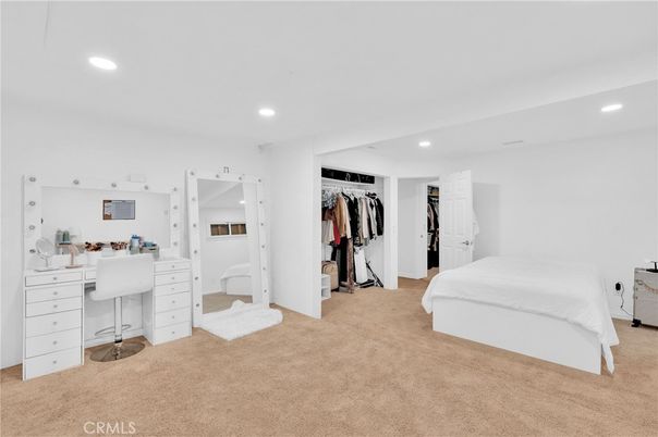 Bedroom, Interior, Recessed Lighting